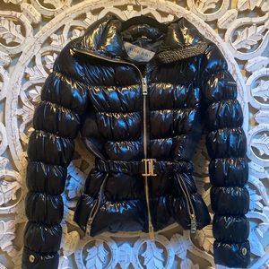 Burberry puffer worn once